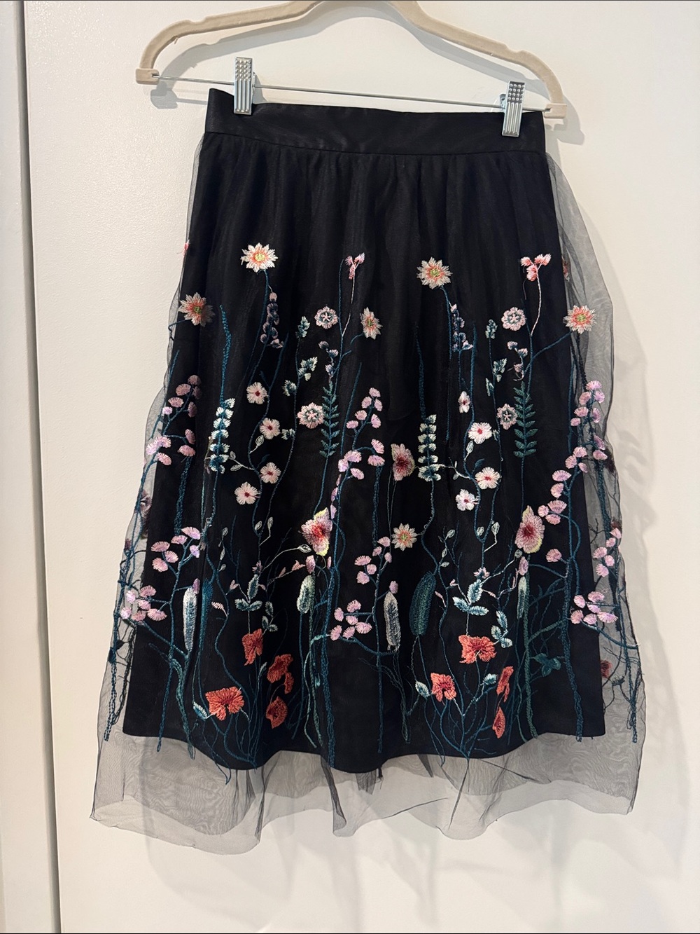 H&M Black Floral Embroidered Tulle Midi Skirt